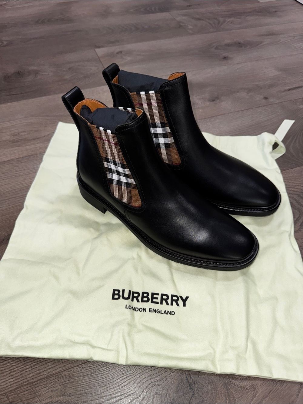 Burberry Burch Brown Chelsea